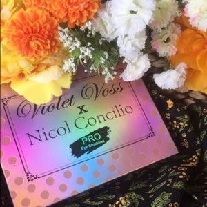 Violet Voss x Nicol Concilio Palette
